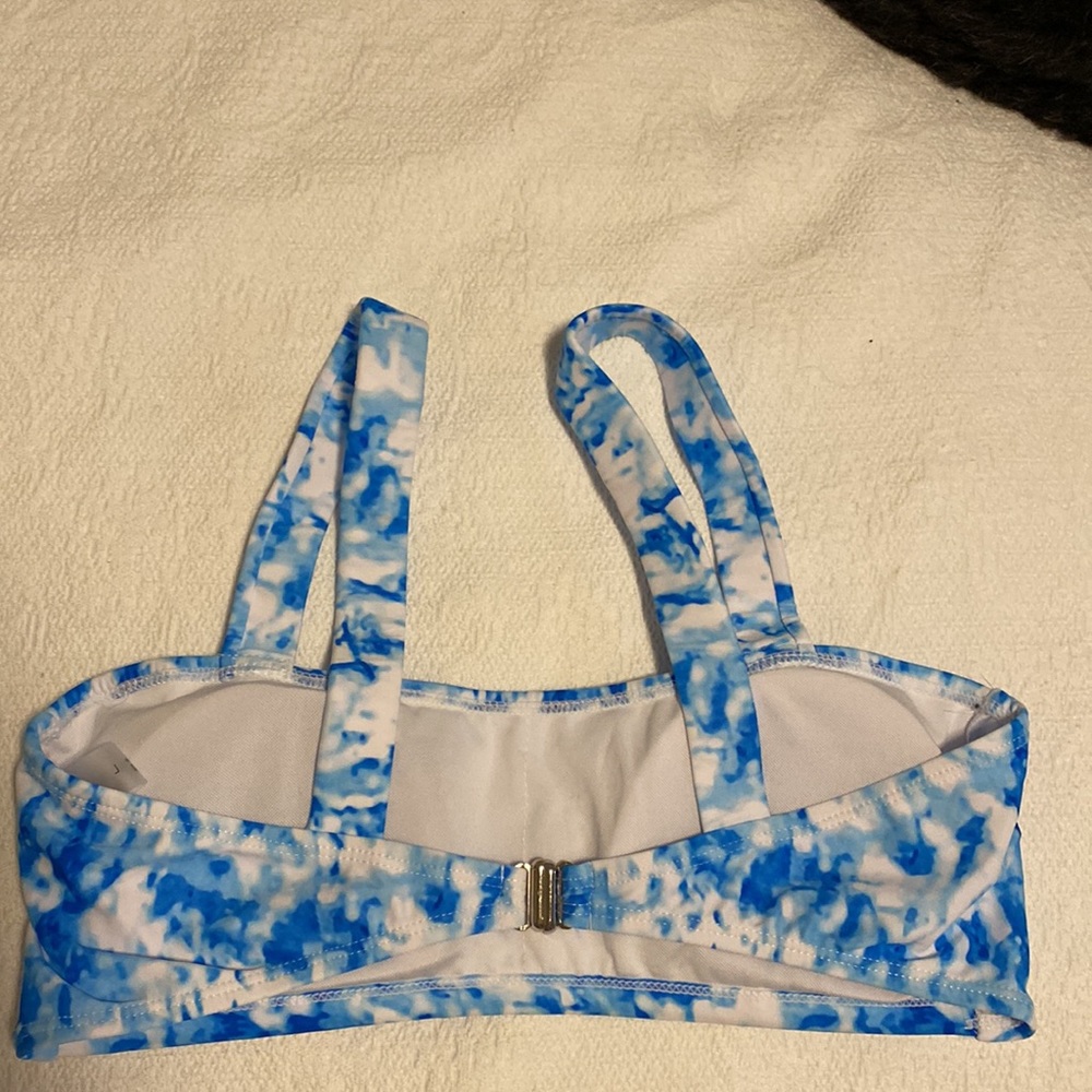 Shein Bikini 3 Piece! Size Medium/Large - Picture 5 of 10
